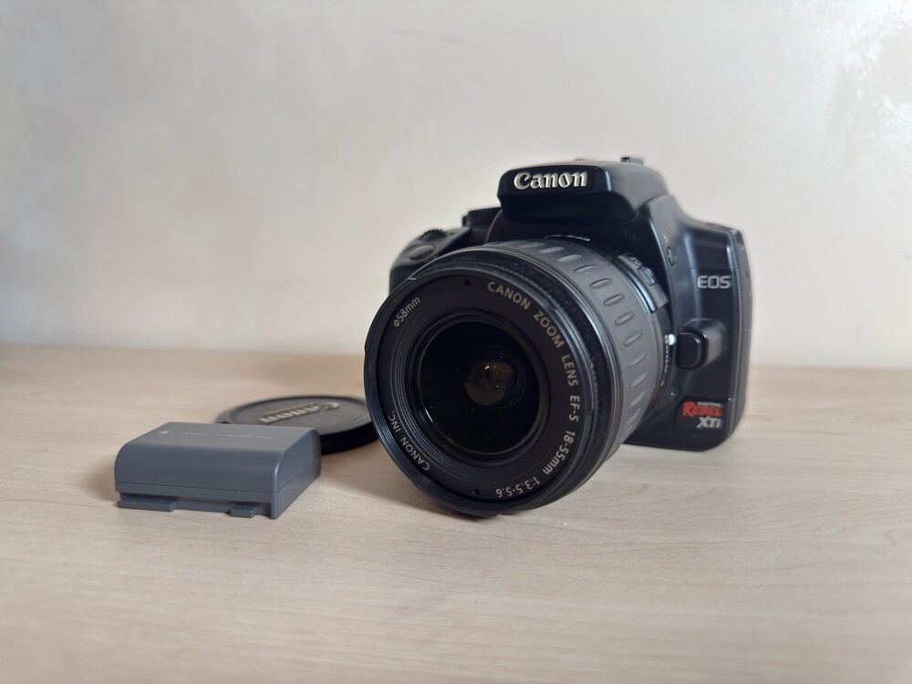 Canon Rebel XTi Camera Black w/ EF-S 18-55mm & Battery. Tested & Working.